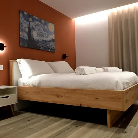 Stonehouse Apartman