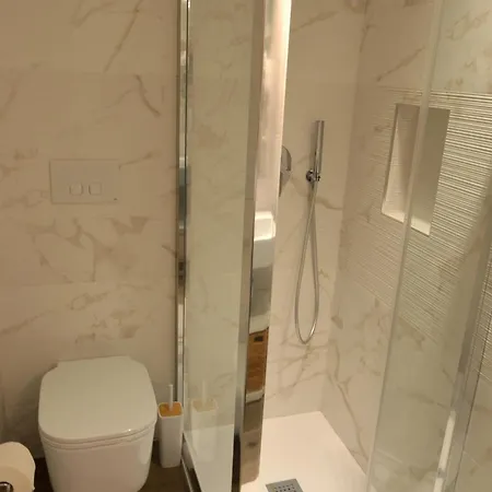 Stonehouse Apartament Bari